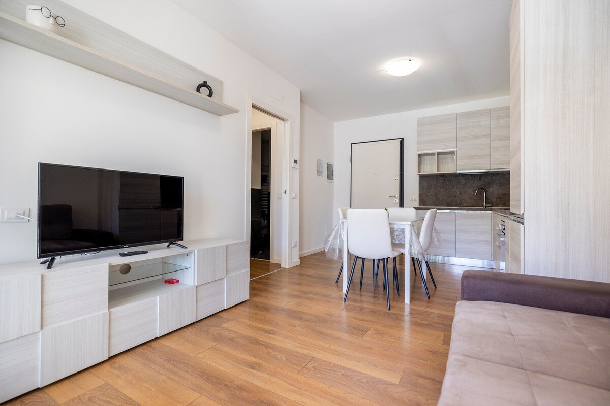 დ Comfort House დ in centro+Box,Ascensore e WiFi gallery image 4