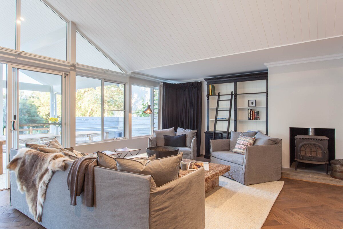 Aquila I Private Properties gallery image 4