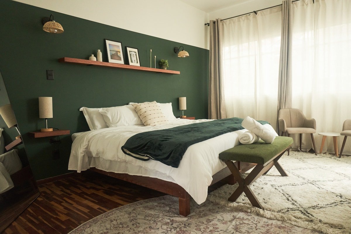 Spacious Chic Condesa 6BR Haven gallery image 5