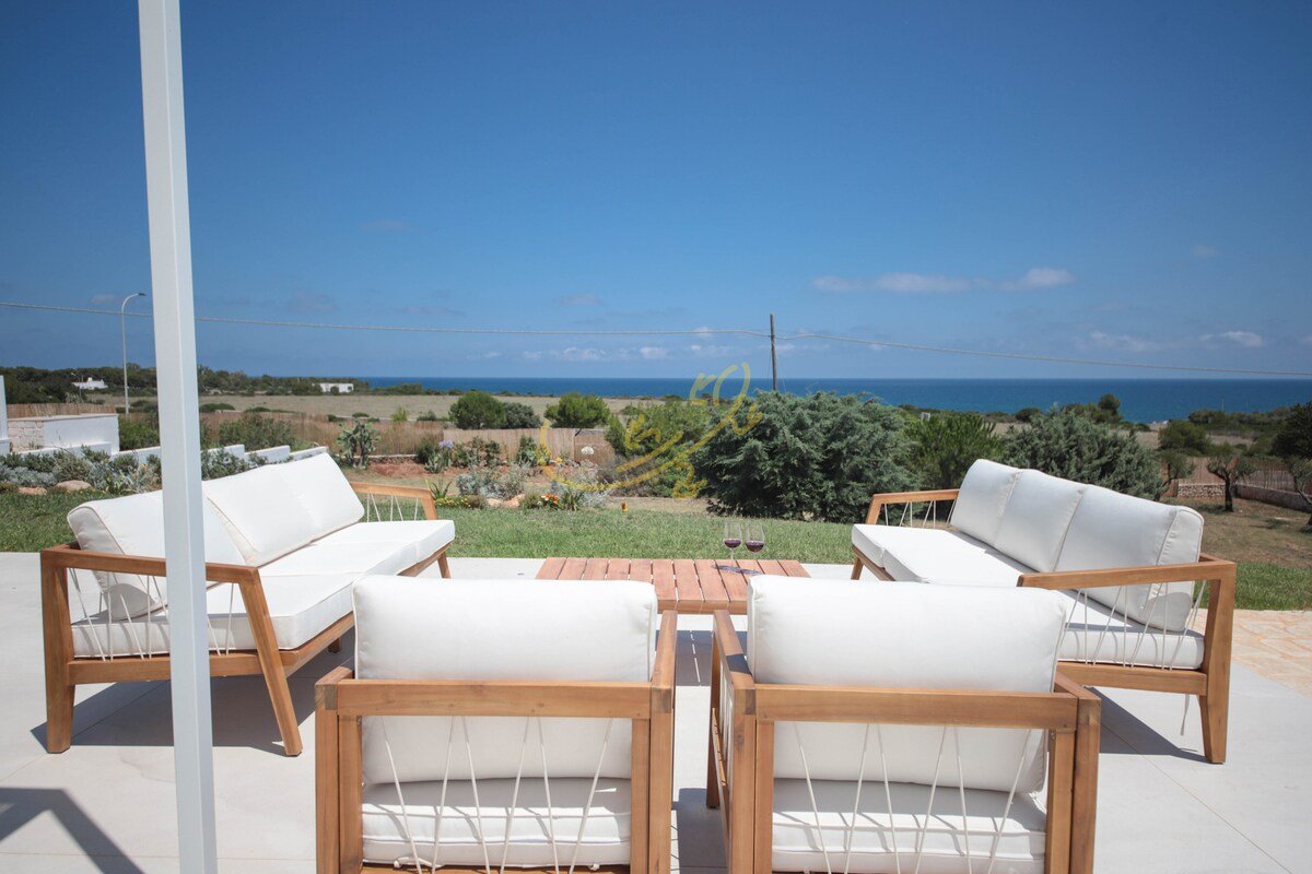 TD Villa Maestrale Luxury Pool & Sea View gallery image 5
