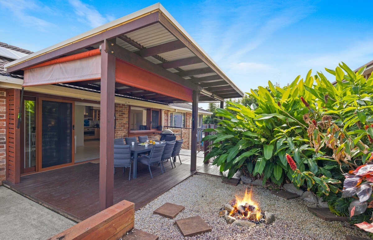 Alkira – comfy home with pool gallery image 4