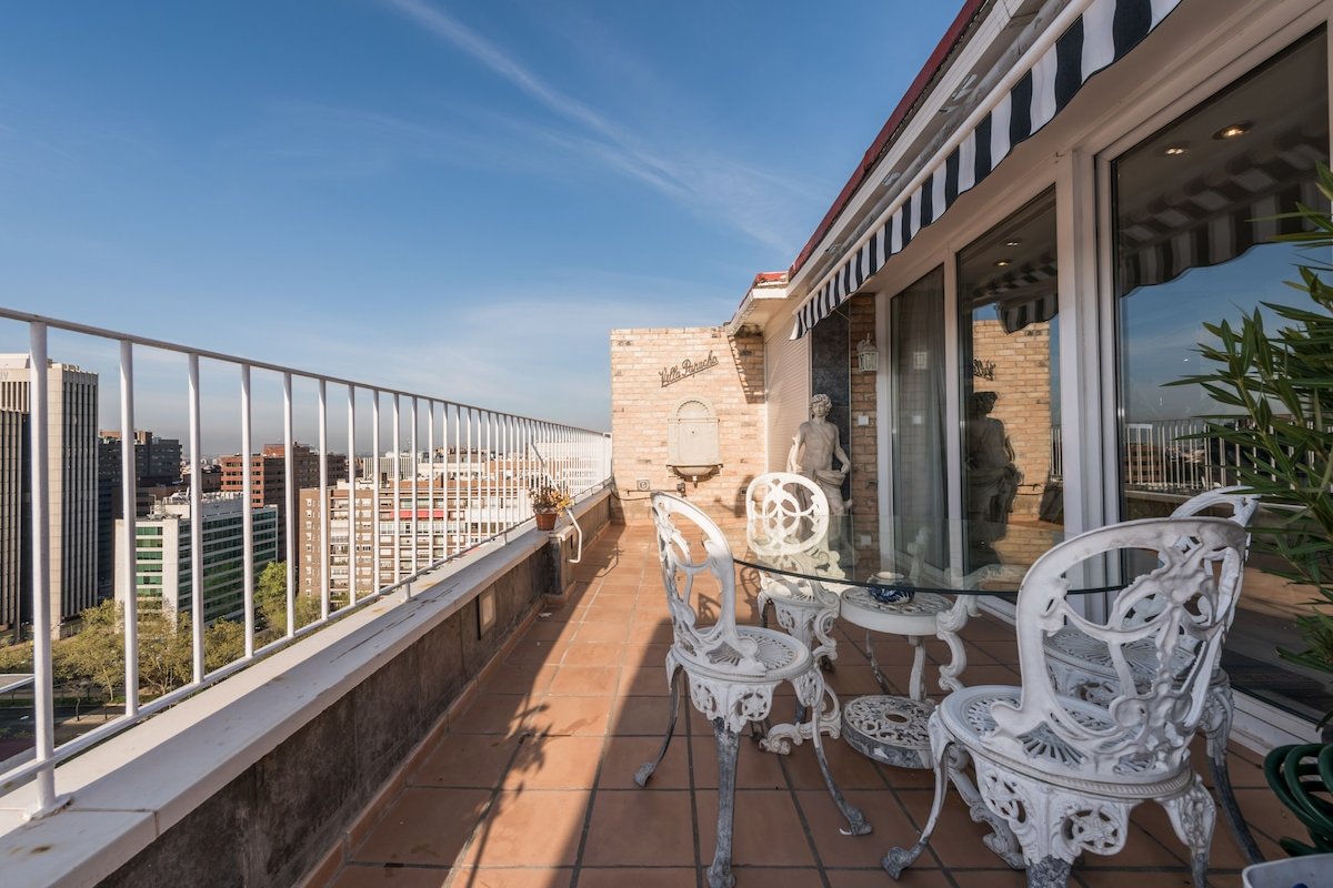 Luxury penthouse in Madrid´s sky. gallery image 4