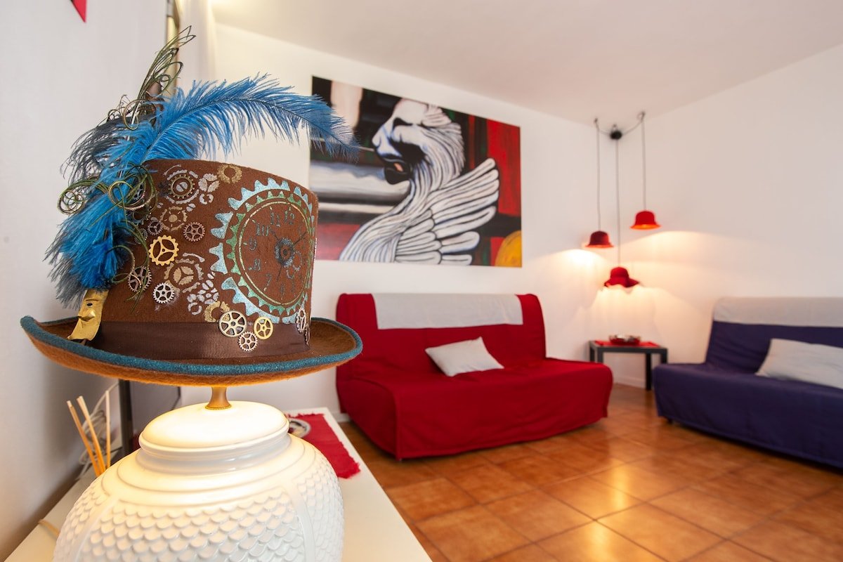 The Hatter’s Venice Apartment gallery image 2