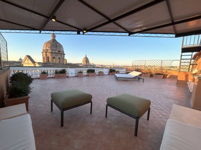 Arenula16 – Penthouse with 360° view terrace