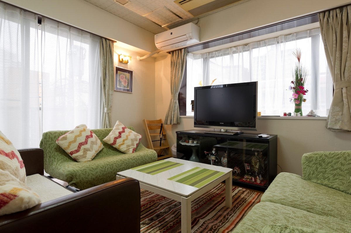 Ten minutes from Shinjuku. 3-bedroom house. gallery image 2