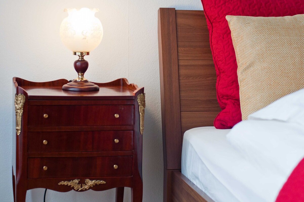 Concerto large 3-bedroom apartment nearJudenplatz gallery image 3