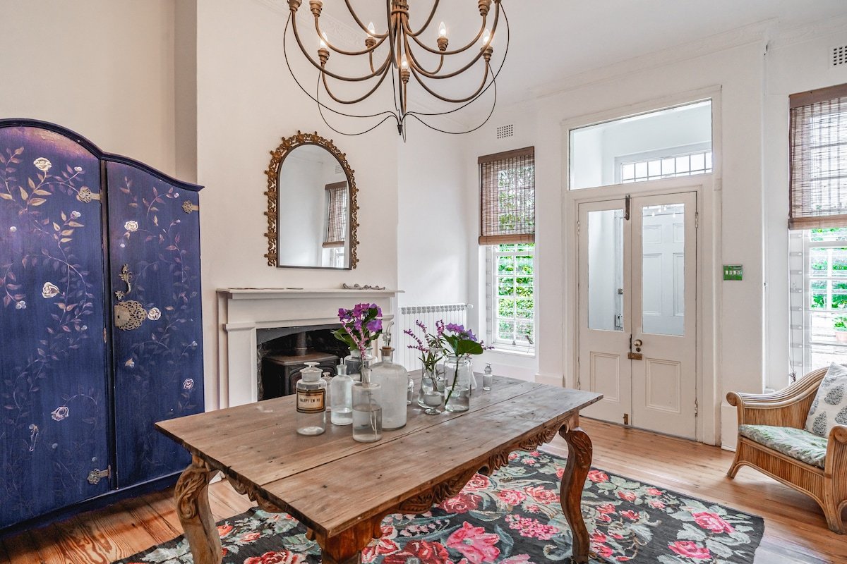 Beautiful heritage home in leafy Southern Suburbs gallery image 4