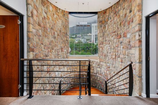 Photo 3 of Villa Waves accommodation in Camps Bay, Cape Town with 4 bedrooms and 4 bathrooms