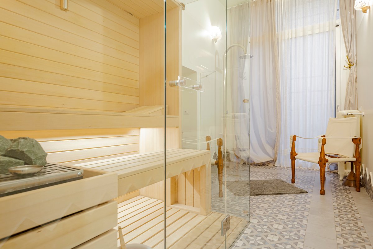 La Casa Colorata – 3 independent flats – 14 places