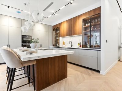 West end Deluxe flat N.2