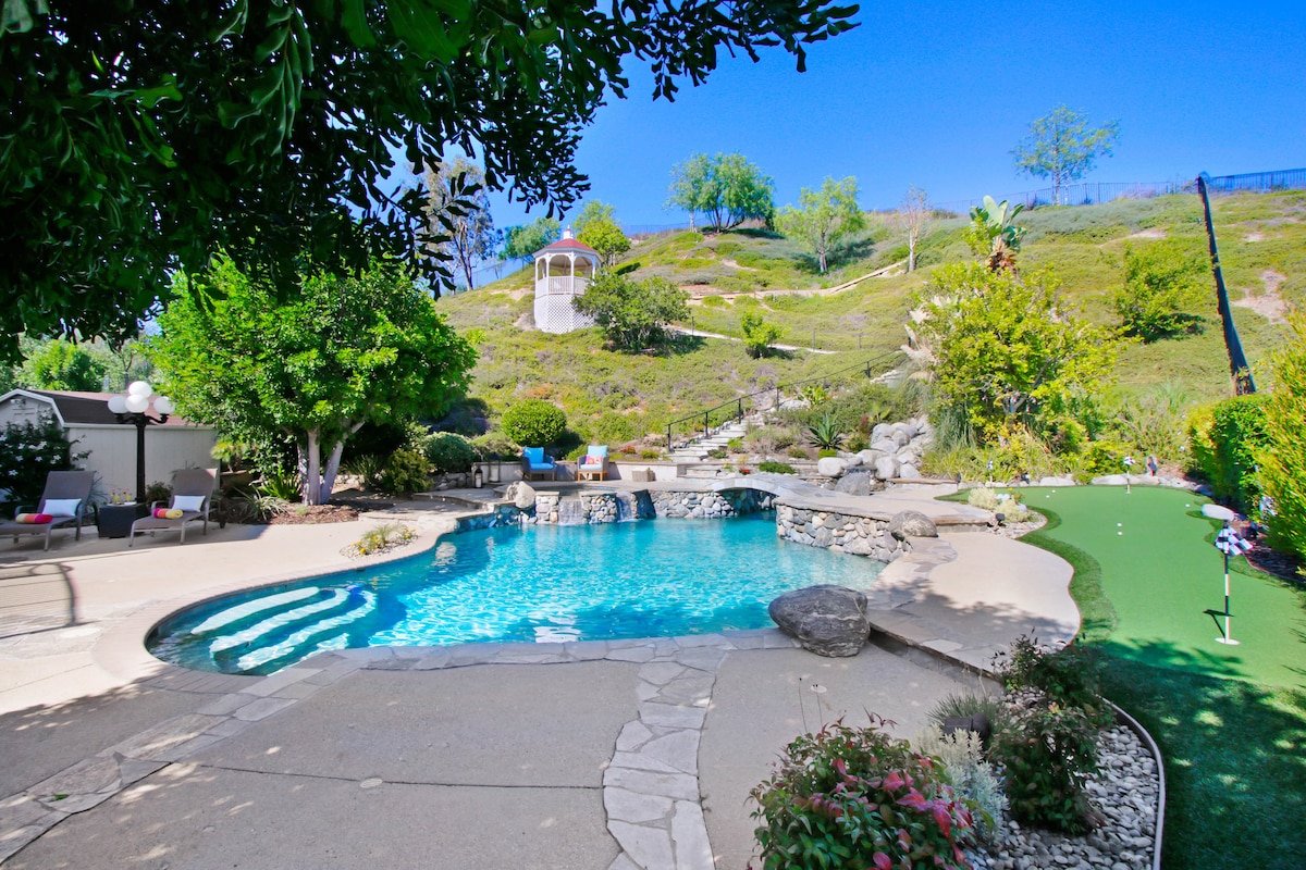 Serene Granada Hills Oasis in Los Angeles gallery image 3