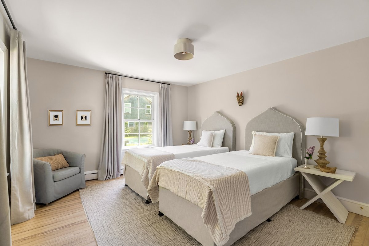 Village Cottage w/ Private Beach gallery image 5