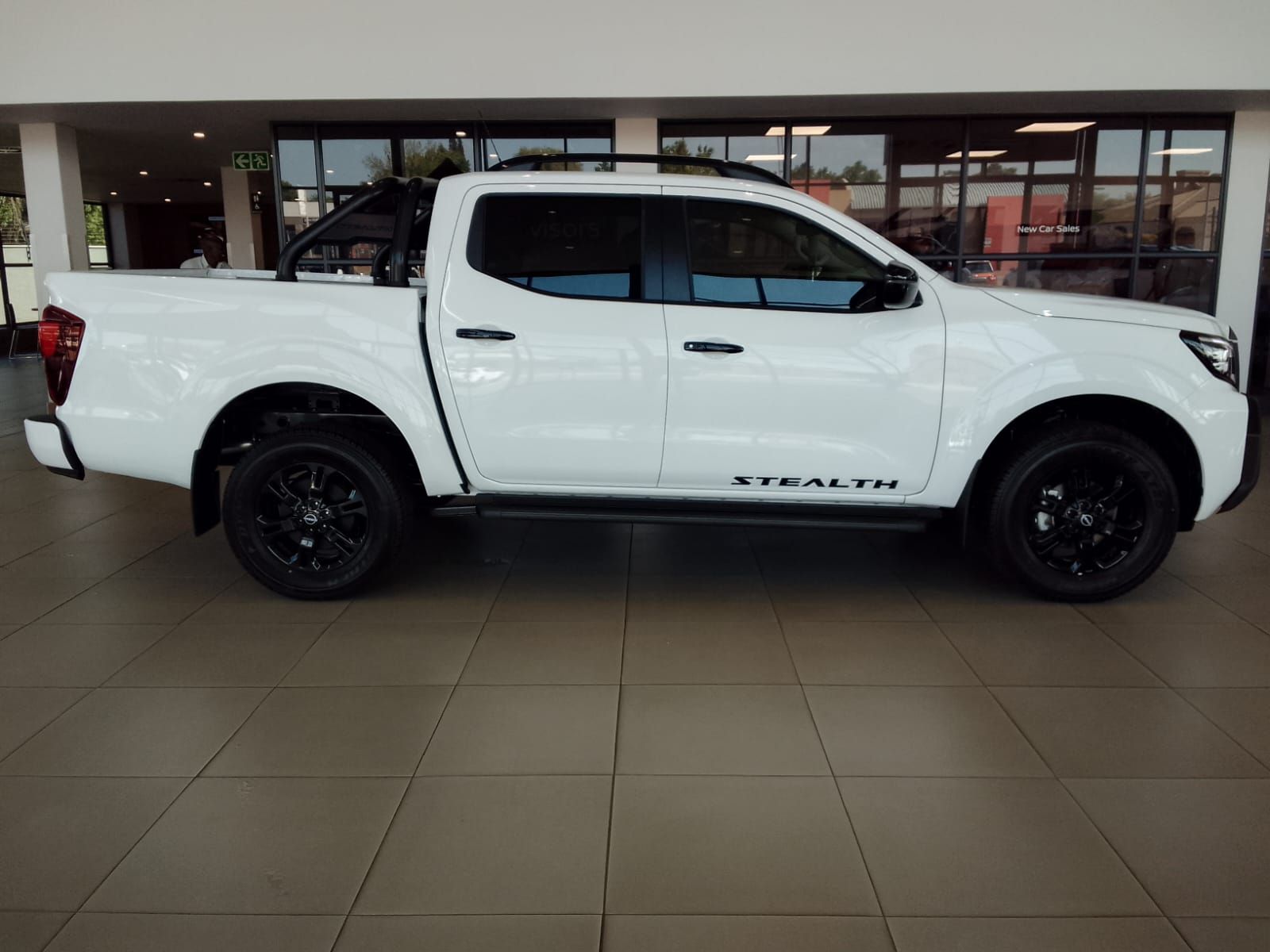 NISSAN NAVARA 2.5DDTI STEALTH A T for Sale in South Africa