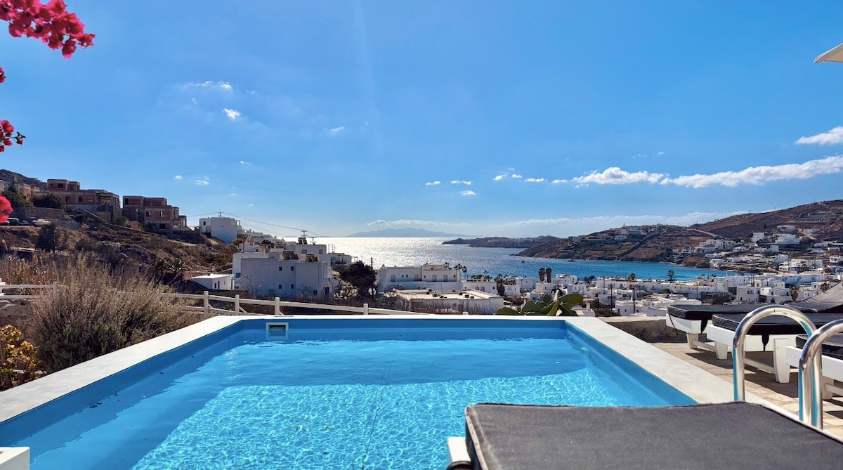 Elegant Villa Private Pool 5 min from Town & Beach gallery image 4