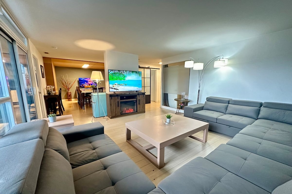 Corner suite Courtyard view 4real beds & 2sofabeds gallery image 2