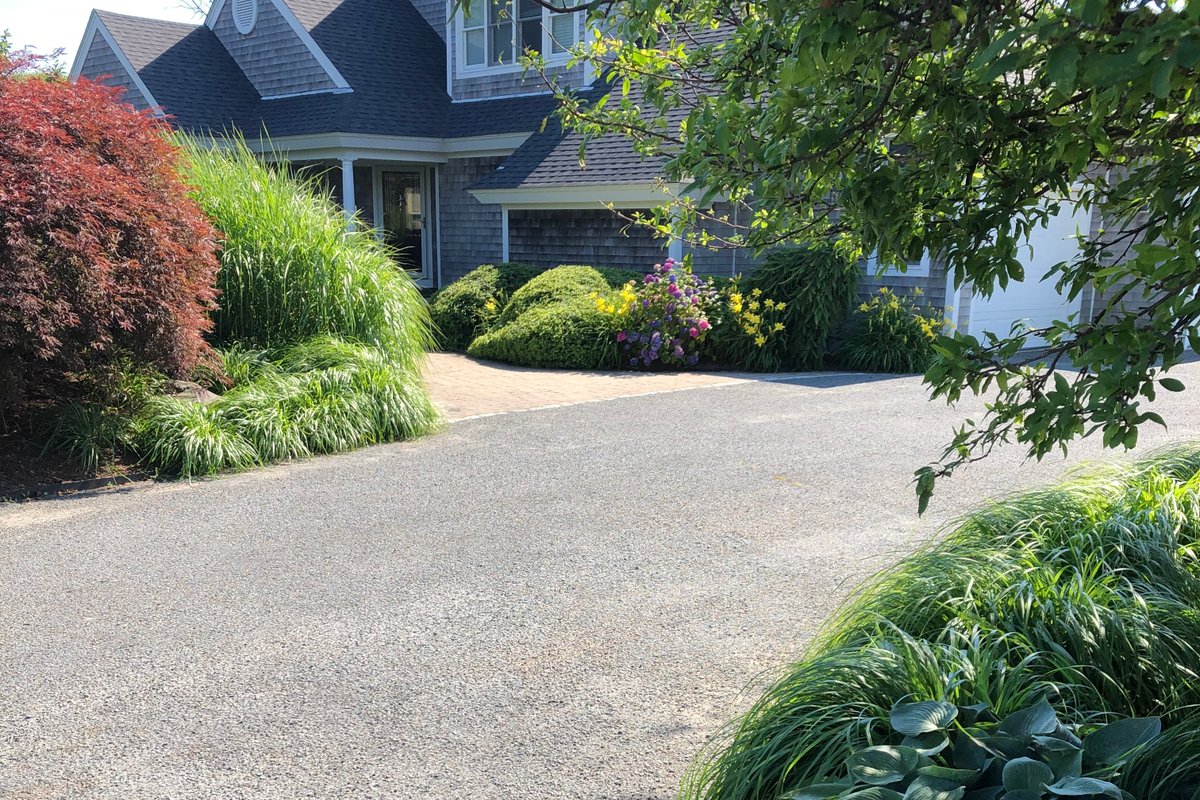 Walk to Beaches – Bright Seaside Home!