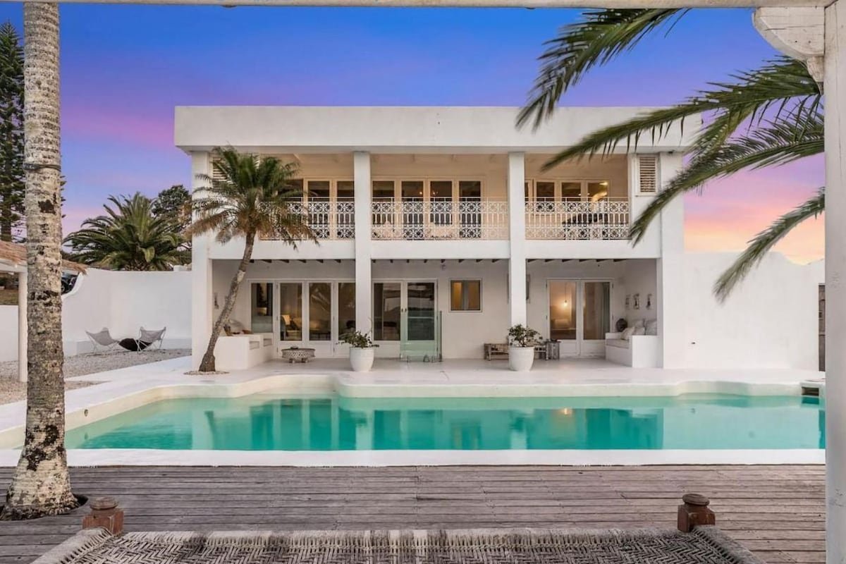 Bisque House – A Mediterranean Dream Home + Pool