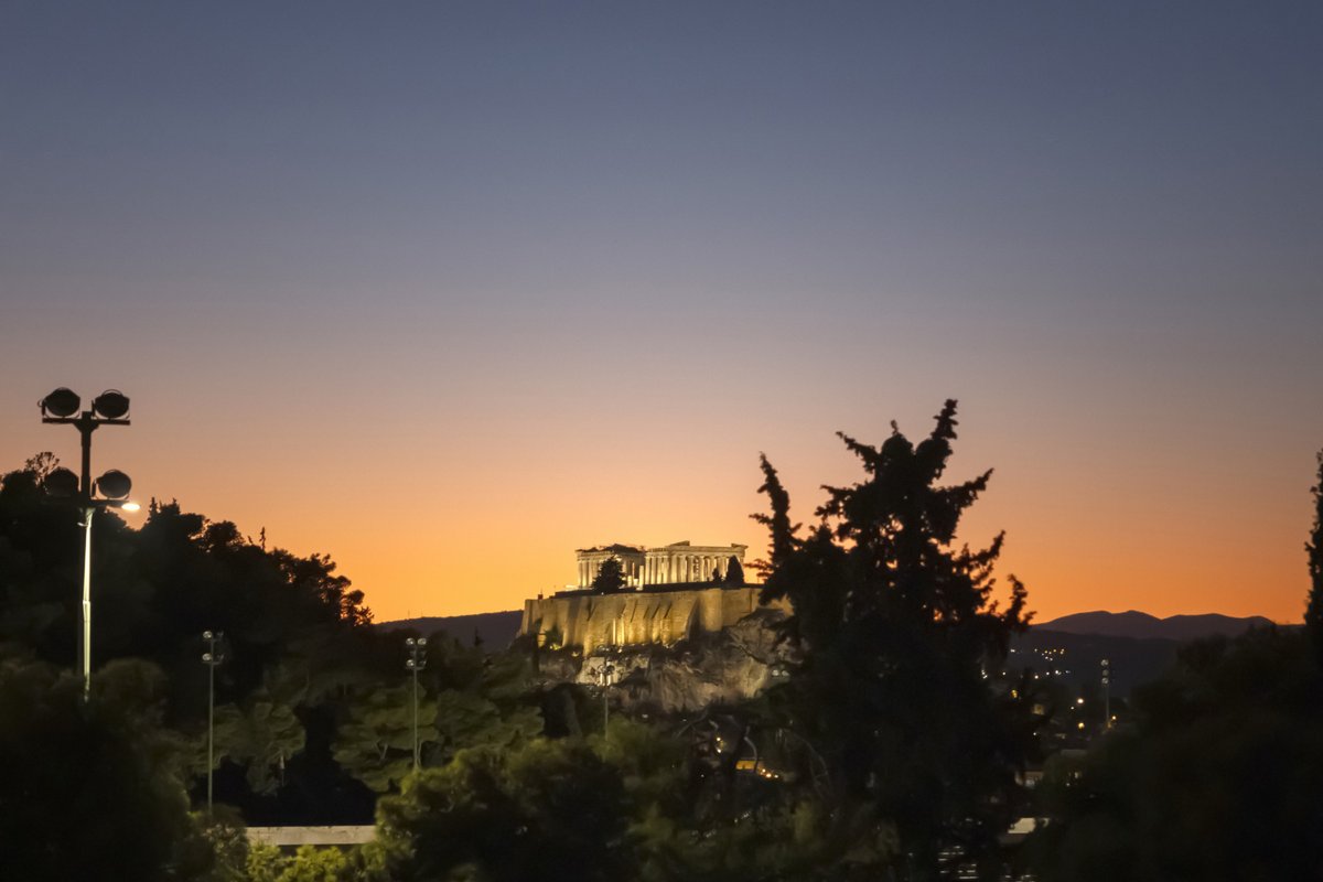 Spacious 3bdr Townhouse with Monumental View