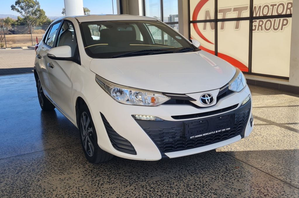 TOYOTA YARIS 1.5 XS CVT 5Dr for Sale in South Africa