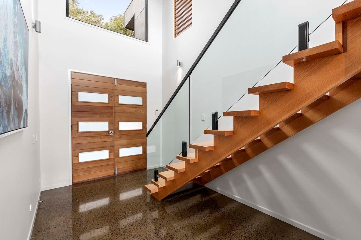 Ultimate Coastal Haven , Private Pool & Sun Aspect gallery image 3