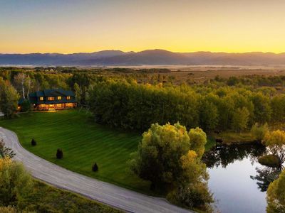 Lux Private Mtn Estate, Wildlife, Games, & Hot Tub