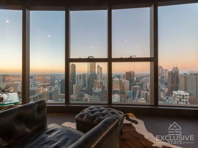 Luxurious 3-Bed 2-Bath 1-Car with WiFi