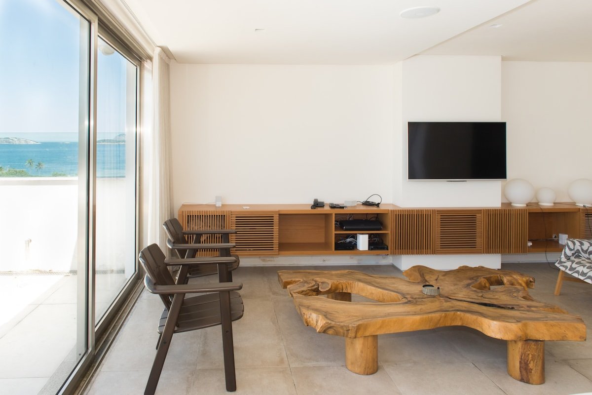 Design Penthouse with brand new pool ilive002 gallery image 4