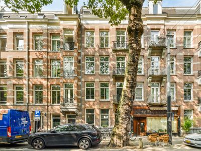 Prachtig herenhuis met grote tuin en tuinhuis