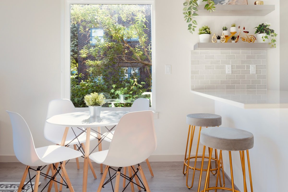 Brand New Townhome with Lakeview gallery image 5