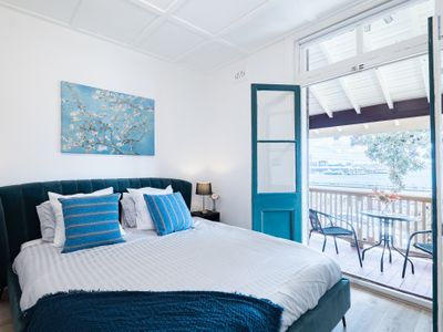 Waterfront – KING Master 4 Bedroom Rooftop #11-12