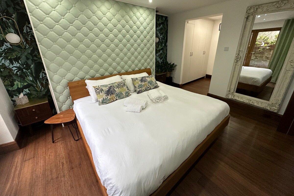 Luxury home with aircon & garden near Notting Hill gallery image 3