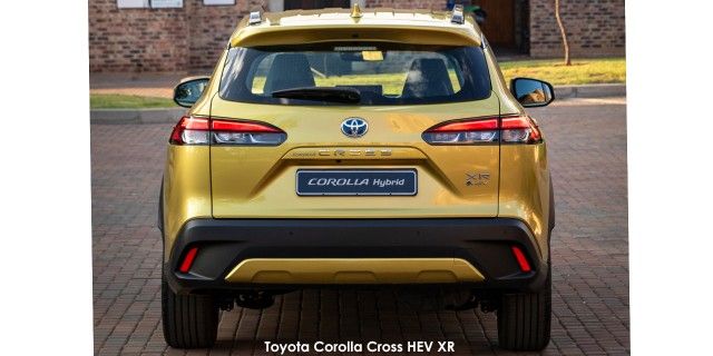 TOYOTA COROLLA CROSS 1.8 GR-S HYBRID - 18 