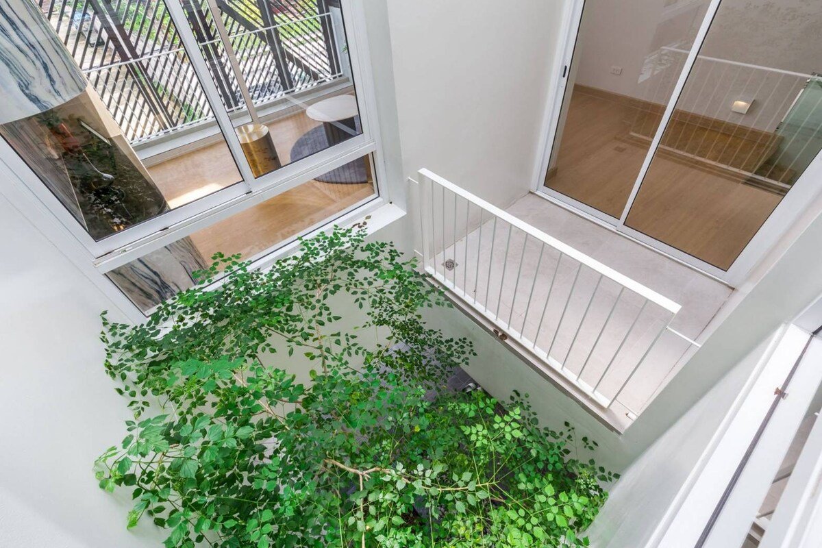 T4 | Modern Townhouse+Free Airport Pick-up gallery image 4