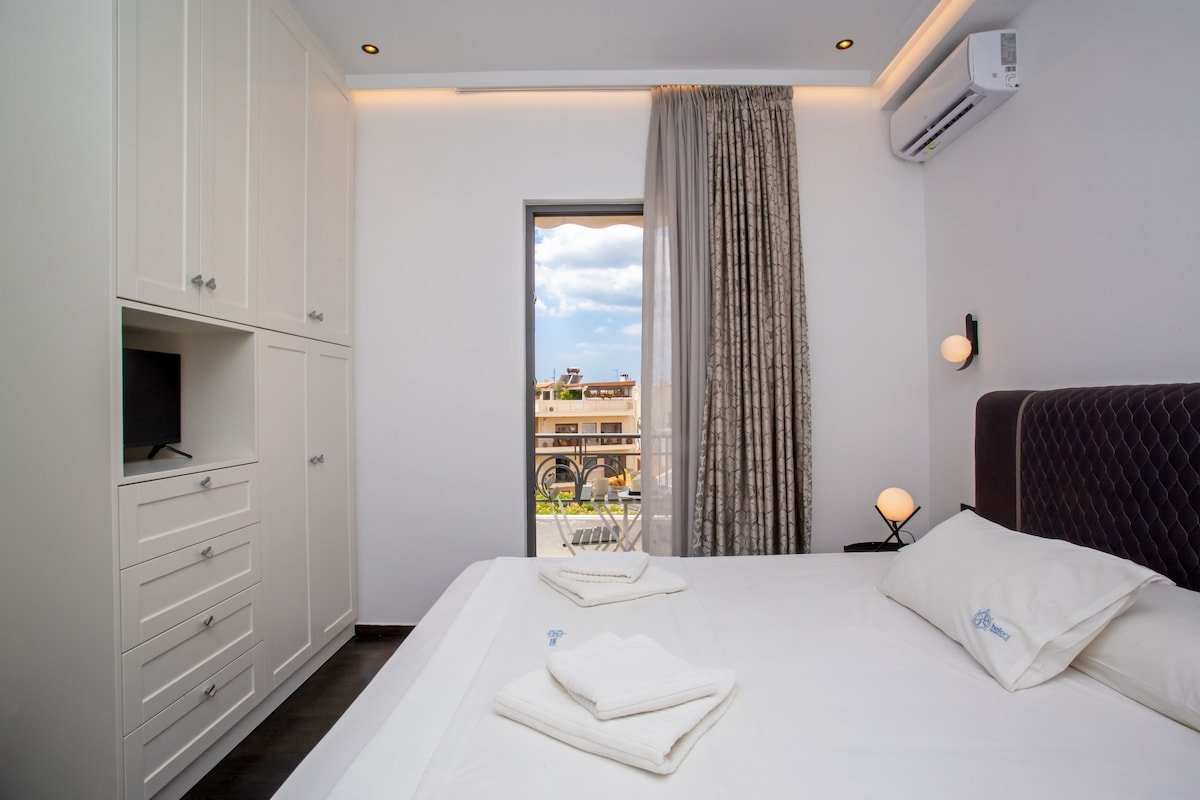 Calliope by Heloni Apartments gallery image 4