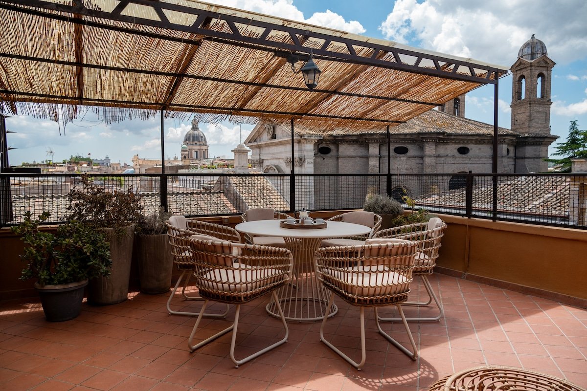 [Sky Domus] Historic Center Penthouse With Jacuzzi gallery image 5