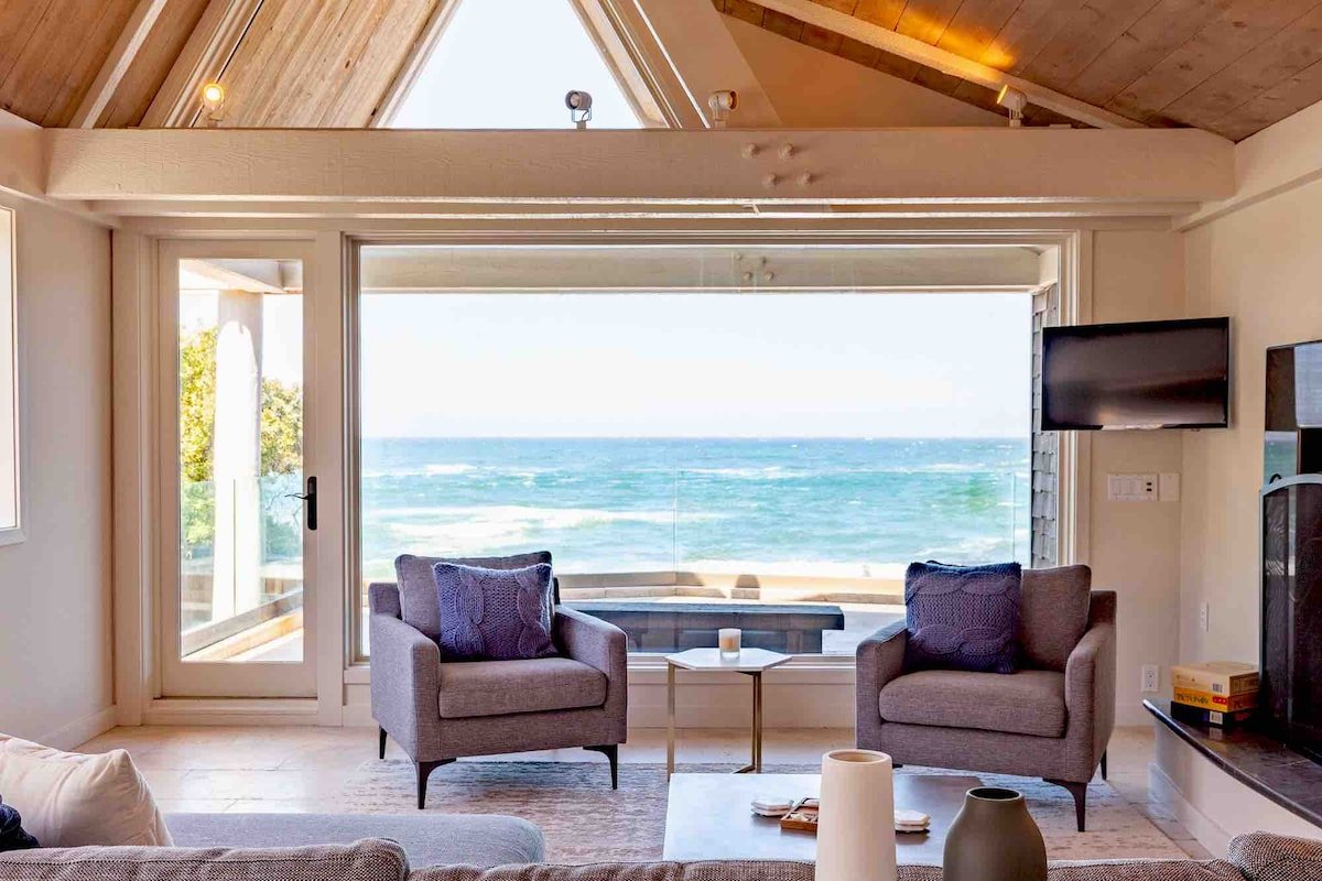 Walk to the Beach from this Ocean Front Home gallery image 5