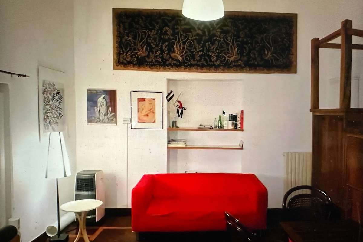 Rooftops view between Pantheon and Navona gallery image 5