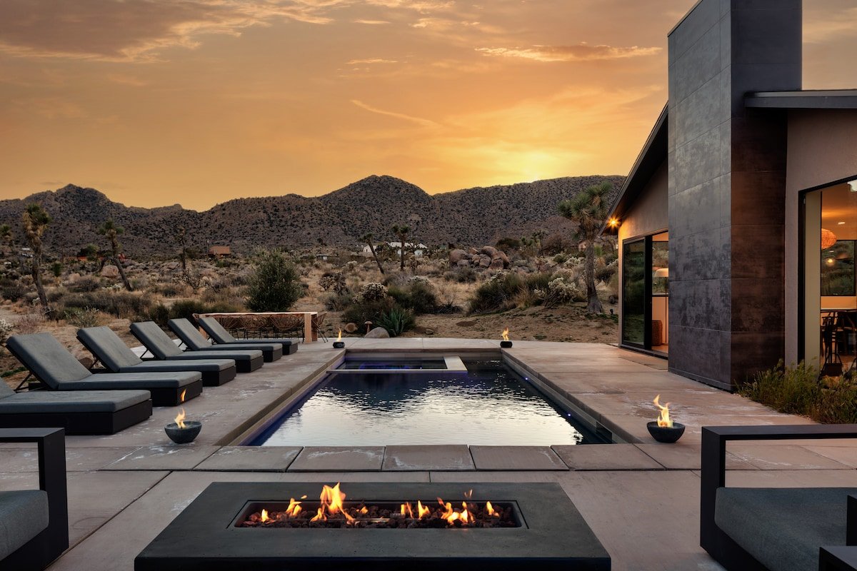 Amaru Muru – Luxury Pool, Hot Tub and Yoga Studio