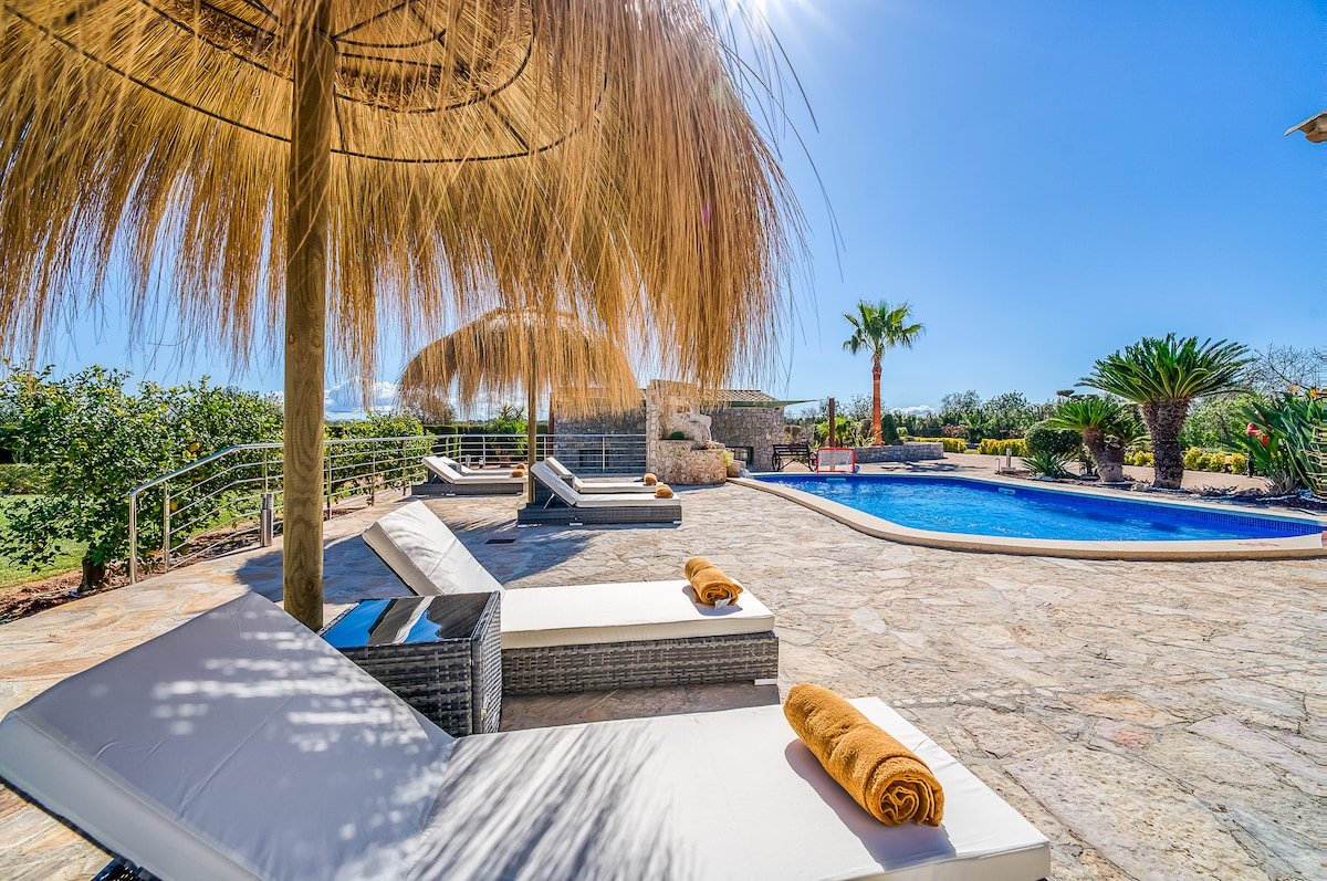 Las Naranjas gallery image 3