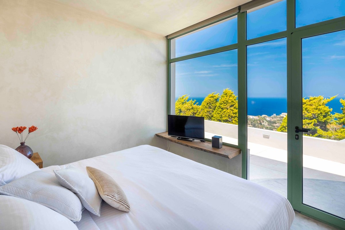 Wonderful Sea view Villa Mama La Roosa gallery image 3