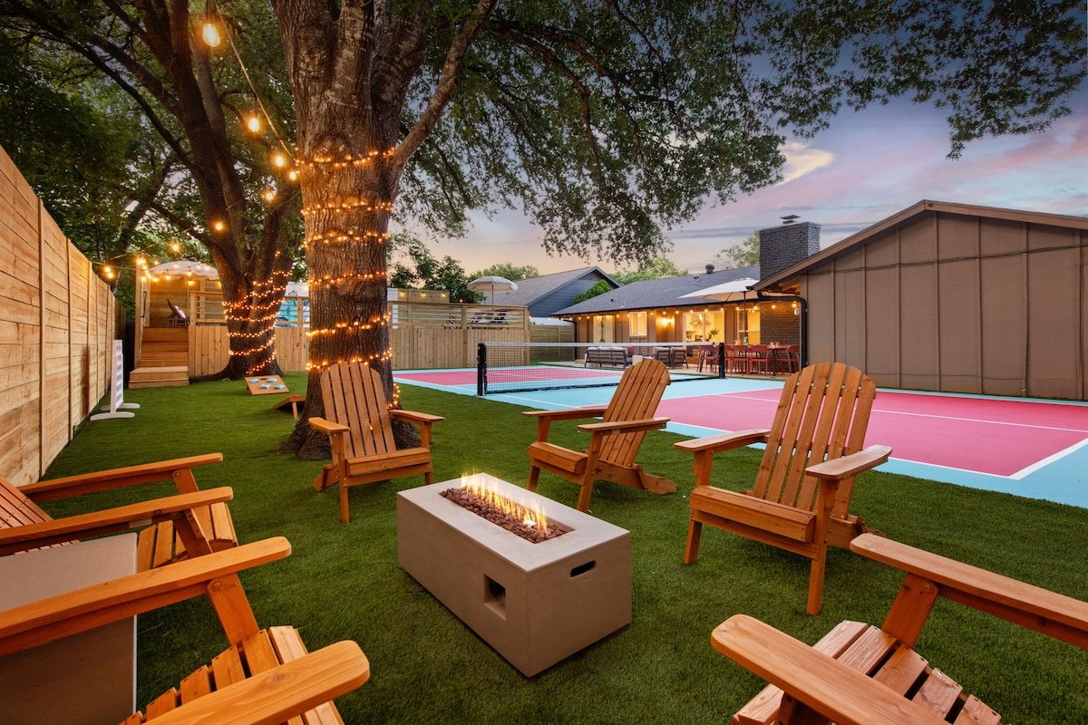 Pickleball, Pool, Resort Backyard | Cowgirl Casa gallery image 2