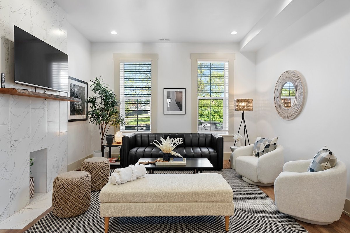 Brand New | Fun Games | Comfy Beds gallery image 3