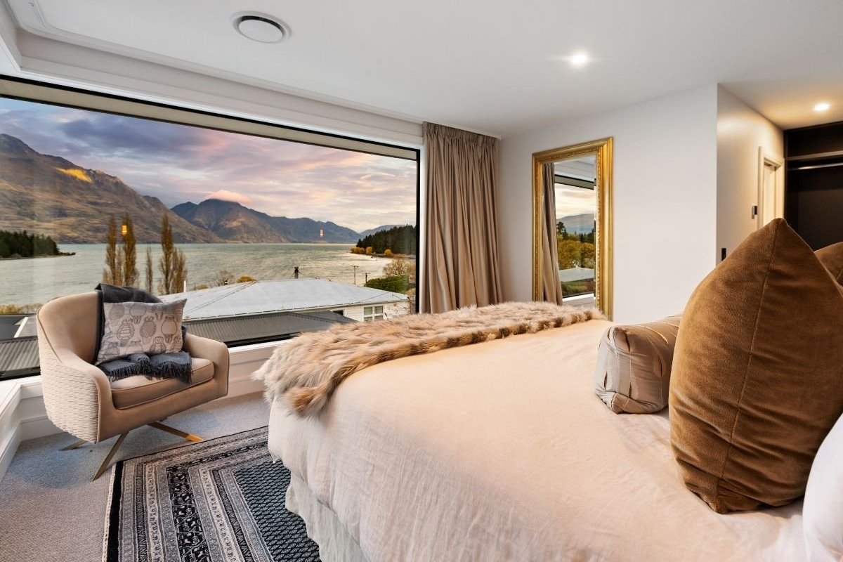 The Glasshouse by MajorDomo gallery image 3