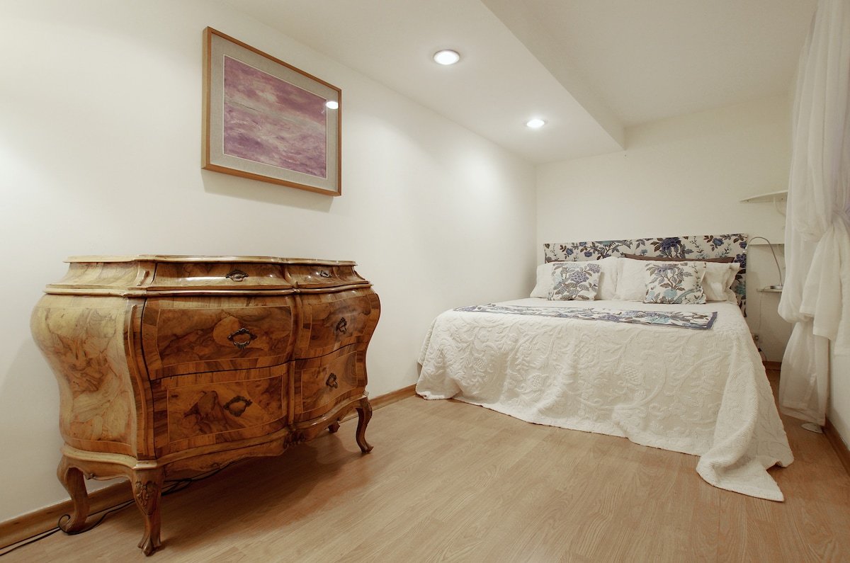 Home in Rome gallery image 3