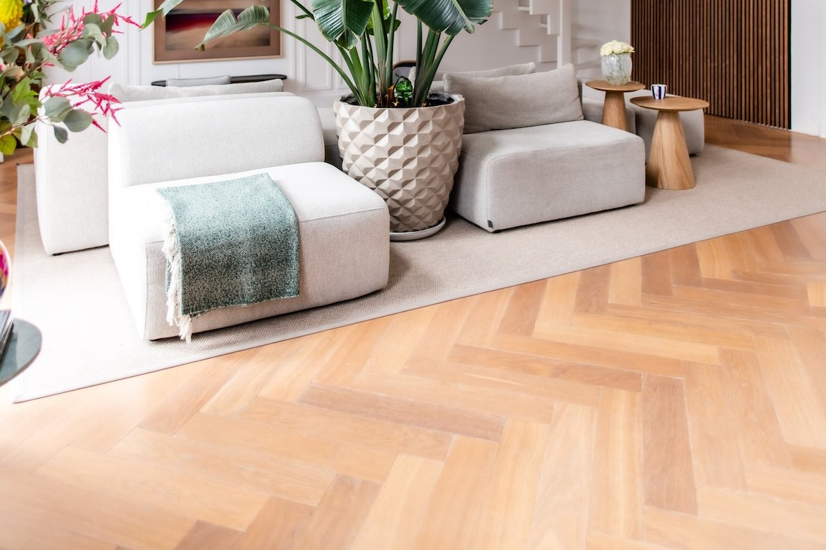 Old School-New Home gallery image 3