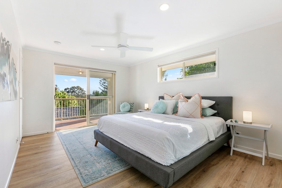 #holidayhousenoosa: perfect for families & friends gallery image 5