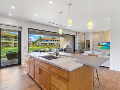 Maui Resort Rentals: Luana Garden Villas 8A