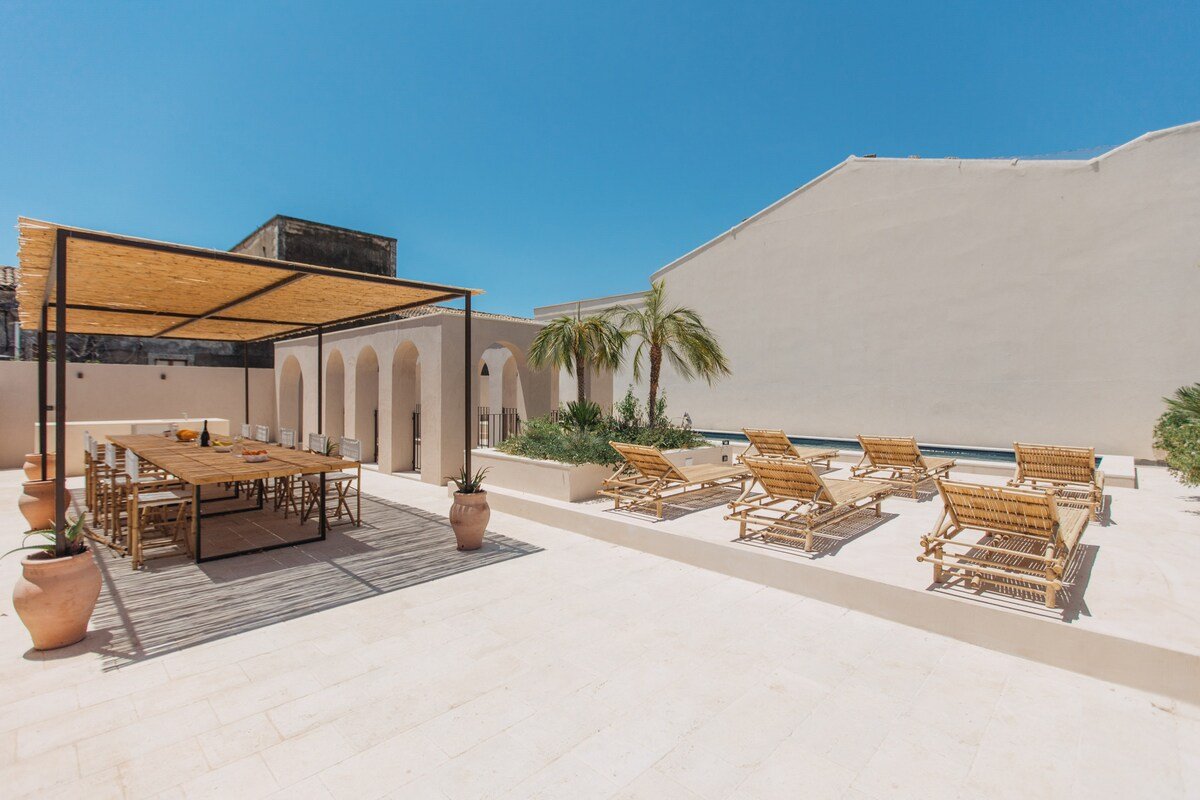 Palazzo Sicilia – Heated Pool gallery image 2