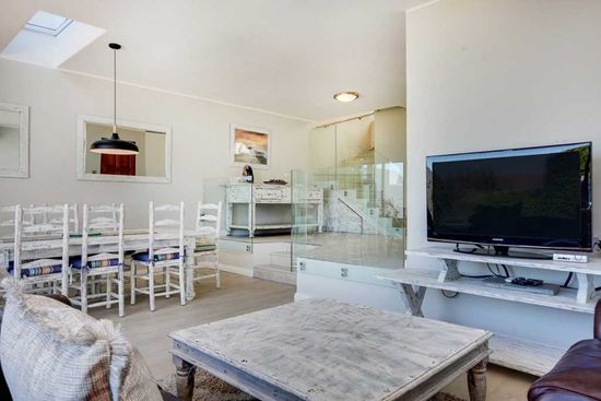 Photo 5 of Driftwood accommodation in Camps Bay, Cape Town with 2 bedrooms and 2 bathrooms