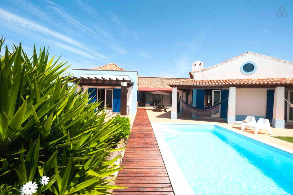 Spacious Villa in Sintra Countryside gallery image 3